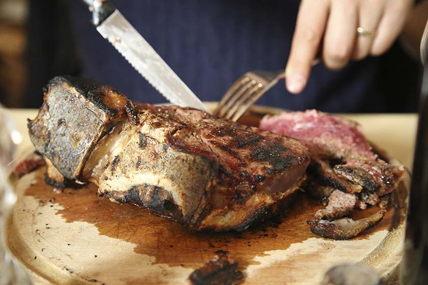 Bistecca alla fiorentina (florentine steak)