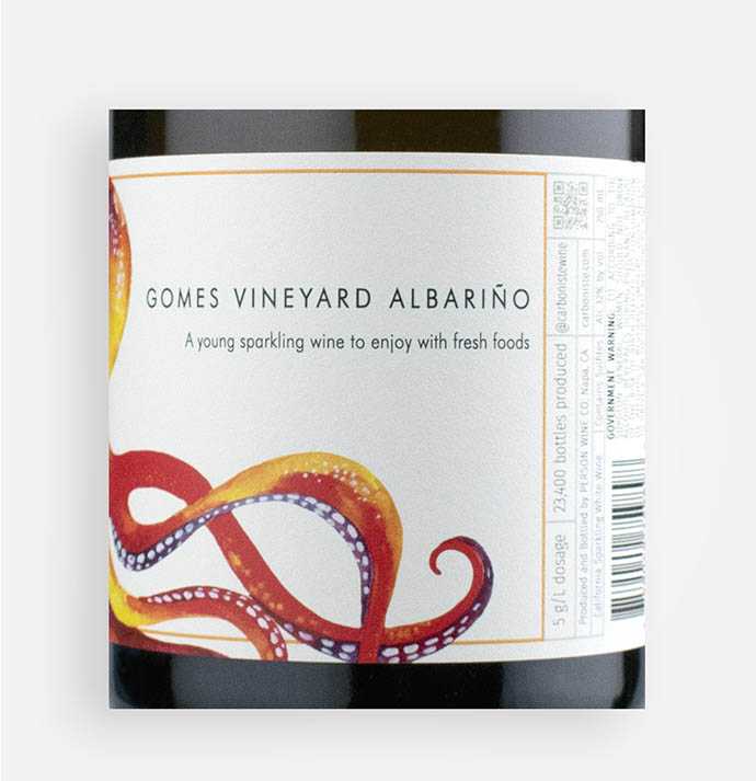Back label close-up of Carboniste 2020 Octopus Sparkling Albariño wine from California's Napa Valley