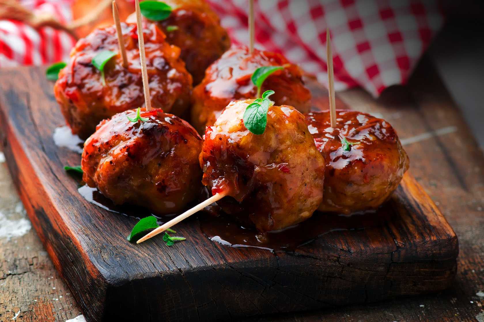 Meatballs with pomegranate glaze